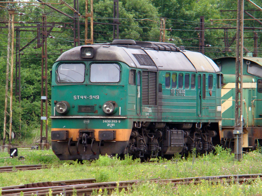ST44-949