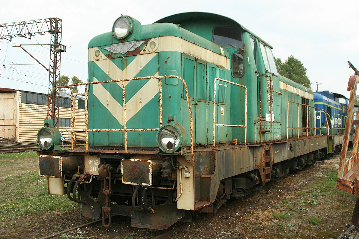 SM42-016